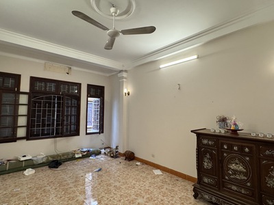 Kim đồng bán nhà 4 tầng phân lô vỉa hè ô tô tránh kinh doanh hoàng mai 1