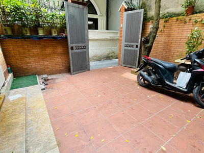 Bán Nhà Xuân Diệu Gần Hồ Dt:50m2, Mt:4,5m Giá:12,5 Tỷ Xây Căn Hộ Dòng Tiền ÔTô Đỗ 10m GT Thuận Tiện 4