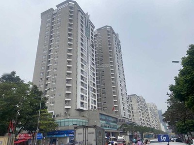 Bán căn hộ tầng 1 tập thể Kim Liên75m  chỉ 4,3 tỷ 0