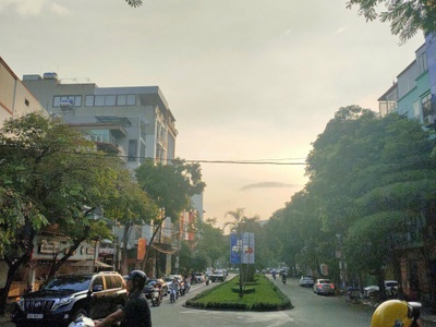 Chính chủ cần cho thuê nhà mặt phố lưu quang vũ, trung hoà, cầu giấy 1