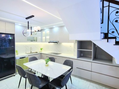 Bán nhà phố full nội thất cao cấp tại đường phạm văn chiêu, gò vấp, tphcm 2