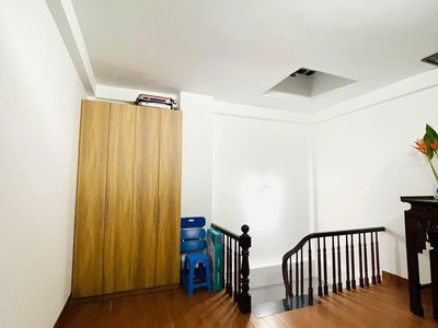Bán nhà phố đào tấn 30m, 5 tầng, mặt tiền 4,4m giá 6,85 tỷ nhà đẹp ở ngay   thương lượng 4