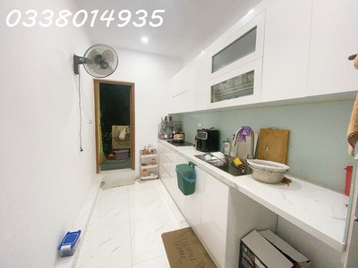 Cần tiền b.á.n gấp chung cư 2 ngủ, 2 vs - lô góc - tặng toàn bộ nội thất như hình. 3