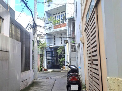 Nhà đất thánh tân bình - giáp quận 10 - hxh - 26m2 - 3.3 tỷ 0