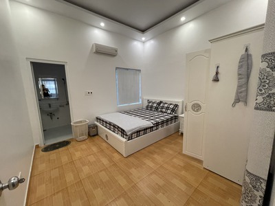 Cho thuê nhà Văn Cao, DT: 83m2, 6 p.ngủ khép kín. 2