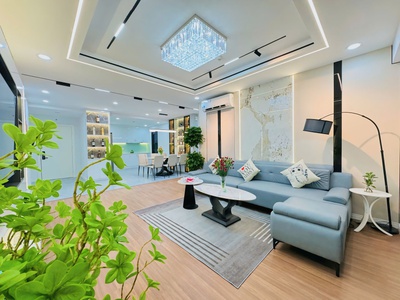 Bán gấp căn 3n tòa vip r1 nội thất hiện đại 0