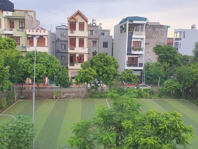 Bán nhà 2.5 tầng KĐT Vạn Lộc, ph Tứ Minh, TP HD, 74.25m2, mt 4.5m, 3 ngủ, 2 vs, giá tốt 0