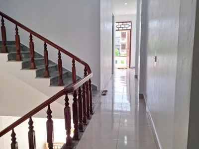 Bán nhà 2.5 tầng KĐT Vạn Lộc, ph Tứ Minh, TP HD, 74.25m2, mt 4.5m, 3 ngủ, 2 vs, giá tốt 7