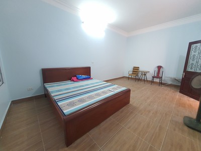 Cho thuê căn nhà 2 tầng 4 phòng ngủ tại Liên bảo, Vĩnh Yên, Vĩnh Phúc. Giá chỉ 7 triệu 2