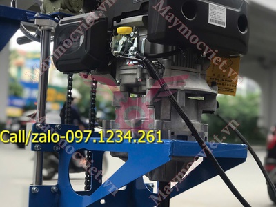 Máy khoan đất công suất cao 7Hp Kawasaki KW196 màu xanh 1