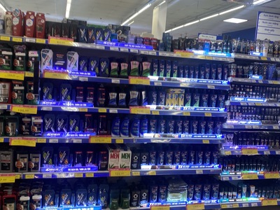 Lao động phổ thông cuối năm 3