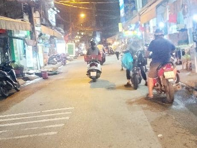 Bán nhà đường 10m chỉ 1/ khu sinco thông tên lửa, bình tân, 5,5mx13m, 2 tầng đúc, 6,2 tỷ 0