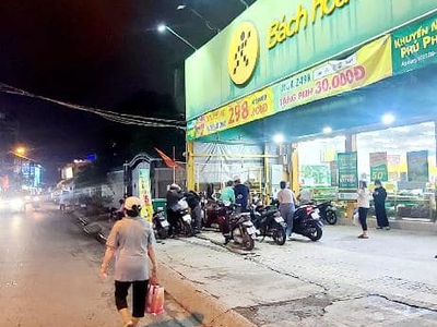 Bán nhà đường 10m chỉ 1/ khu sinco thông tên lửa, bình tân, 5,5mx13m, 2 tầng đúc, 6,2 tỷ 1