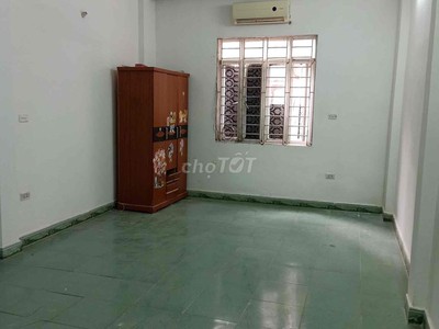 Cần cho thuê nhà 55m2 x 3 tầng ngay ngã 3 Xa La, Hà Đông 0