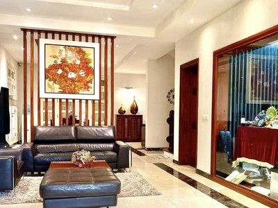 Bán nhà ngọc hà, ngõ thẳng tắp vài bước ra phố 58m 5 tầng mặt tiền 4,2m 12,5ty 2