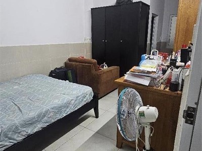 Cần nhà hẻm huỳnh tấn phát giá 4.7 tỷ p.tân thuận đông quận 7 gần khu chế xuất tân thuận, khu trung 0