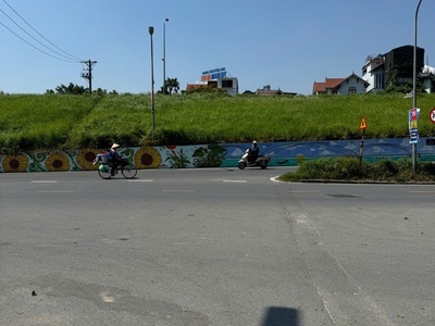 Bán nhà đẹp ngọc thụy - dân tự xây - gần trường việt pháp - ngõ ô tô thông, kinh doanh nhỏ     khu 3