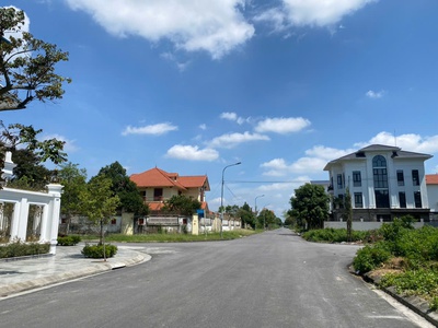 Mời cho thuê biệt thự mới tinh 270m2 thuộc khu đô thị đại hoàng long 0