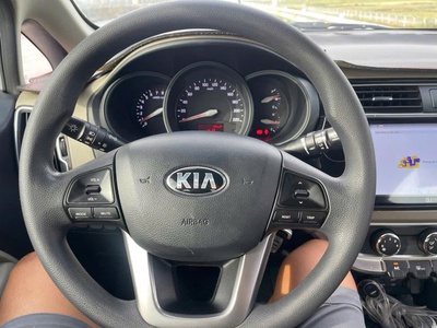 Kia Rio 2015 1.4 AT Sedan - 90000 km- 248 triệu 2