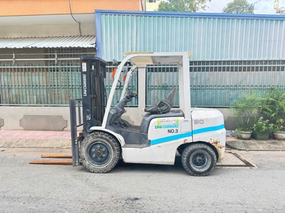 Xe nâng dầu giá mềm máy chất đến xe nâng tại đay 0