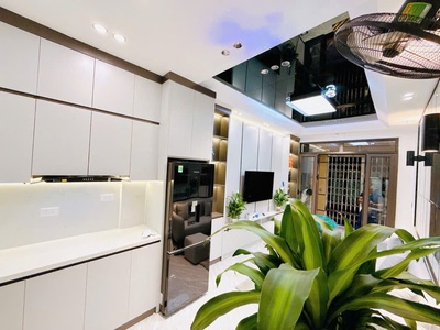 Bán nhà triều khúc sát phố đi bộ nguyễn xiển 23/28m xây 4 tầng,mt3m giá 4.6 tỷ 0