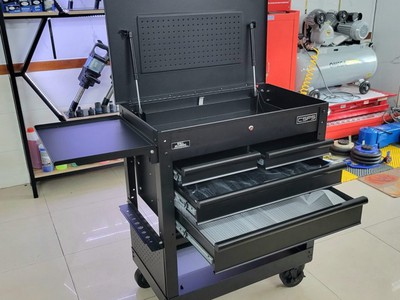 Kiểm tra Tủ Đồ Nghề: Những Dấu Hiệu Bị Gỉ Sét Và Cách Khắc Phục 0