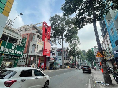 Bán gấp nhà 2 mặt tiền thương hiệu thời trang nguyễn trãi 5tầng 5x12  nhỉnh 23tỷ 1