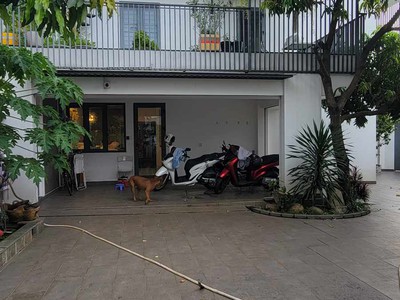 Chủ giảm mạnh bán nhà biệt thự hóc môn giá rẻ nguyễn văn bứa dt: 16 x 23 giá mới 4.8 tỷ giá củ  5.3 3