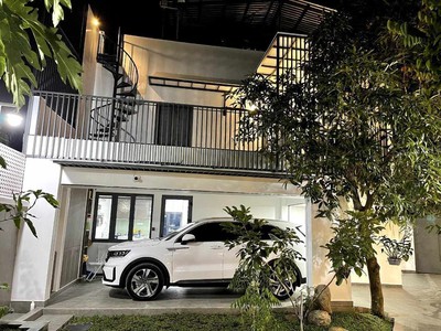 Chủ giảm mạnh bán nhà biệt thự hóc môn giá rẻ nguyễn văn bứa dt: 16 x 23 giá mới 4.8 tỷ giá củ  5.3 2