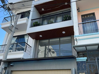 Nhà đẹp lung linh - trệt lửng 2 lầu oto tới cửa, ngay bưng ông thoàn q9 - nhà có sân thượng, có 0