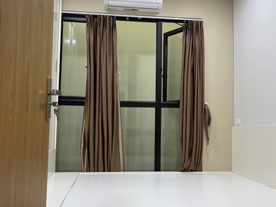 Cần bán nhà bồ đề lô góc , 2 thoáng ,gần đường ô tô , giá chỉ hơn 6 tỷ 4
