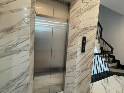 Cho thuê nhà 6 tầng mới xây, có thang máy tại ngõ 145 âu cơ   tây hồ 1