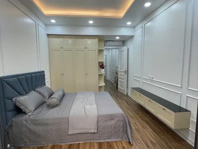 Khu phân lô ngọc lâm 50m,4 tầng,nhỉnh 13tỷ,ngõ 2 ôtô tránh,thông bàn cờ,2 thoáng,kd 2