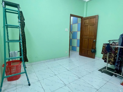 Bán gấp nhà lê văn quới hẻm 6m thông gần mặt tiền 52m2,4 tầng đúc btct nhỉnh 5 tỷ 4