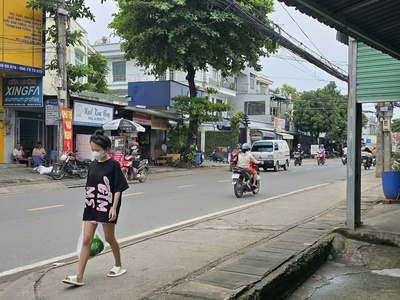 Căn Góc 2 Mặt Hẻm Xe Hơi , Cách Nguyễn Duy Trinh 50m, Ngay THCS Long Trường ,Q9, Chỉ 3.9 Tỷ TL 3