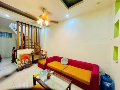 Nhà Đội Cấn ngõ to, thông thoáng với 5 tầng. 0
