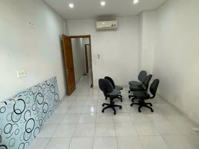 Bán nhà an dương vương, phường 14, quận 6. dt 49m2 x 4 tầng  3.5 x 14 . giá 6 tỷ tl . 4