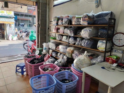 Gấp chính chủ cần sang tiệm giặt tại  quận 8, hồ chí minh 0