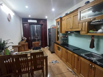 Bán nhà gần trường cđxd trung văn 25/31m2t2,xây 7 tầng,mt3m giá 6.9 tỷ 0