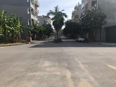 Cần bán gấp 75m2 đất số 170 phố Phùng Chí Kiên kđt An Phú 1