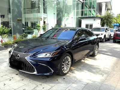 Bán Lexus ES250 sản xuất 2020, 1 chủ từ mới, xe đẹp xuất sắc. 1