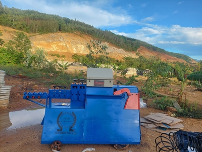 Máy bẻ đai sắt phi 10 0
