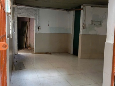 Nhà cũ tiện sửa chữa mới giá quá rẻ chỉ 2 tỷ 300 tr 52m2 đông hưng thuận 42 gần tham lương 2