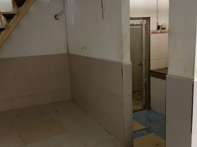 Nhà cũ tiện sửa chữa mới giá quá rẻ chỉ 2 tỷ 300 tr 52m2 đông hưng thuận 42 gần tham lương 3