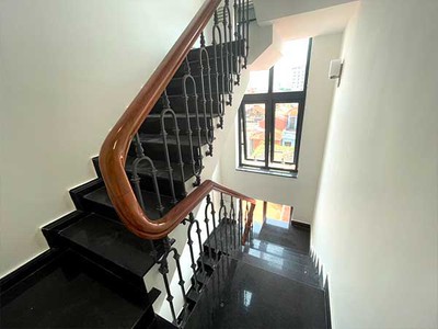 Bán Tòa Văn Phòng 9 Tầng Mặt Phố Vũ Tông Phan.Vị Trí Đắc Địa.DT 241m2.MT 10.5m. Giá 120 Tỷ 6