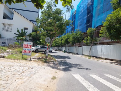 Bán 4 lô đất mặt tiền lê văn quý diện tích 434m2 ngang 25m - giá giảm 15 tỷ, chỉ còn 63 tỷ 1