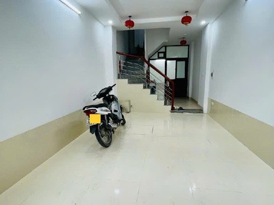 Thanh xuân - căn nhà đẹp - sống trực tiếp - khu vực nhiều khách cần tìm - full thiết kế bên trong. 0