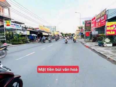 Chủ cần bán gấp nhà mặt tiền bùi văn hoà  nhà 1 trệt 1 lậu  dt : 6 x 42 sổ riêng full thổ cư  vị 0