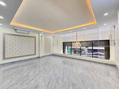 Cho thuê tòa nhà văn phòng 8 tầng thang máy Giải Phóng, Hai Bà Trưng 3