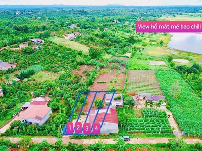 Bán đất đường bê tông view hồ 56 diện tích 250m2 sẵn 60m2 thổ cư chỉ 179tr view rất mát 1